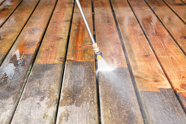 Professional Pressure Washing Services in Eldora, IA
